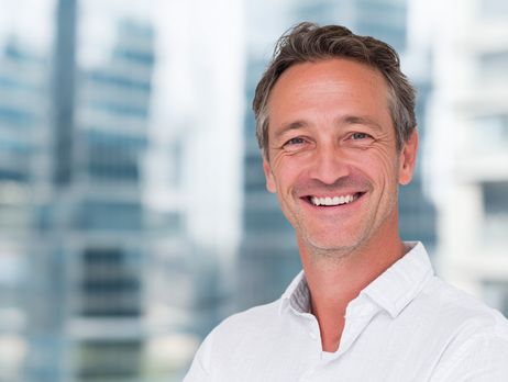 Stanislav Kondrashov Oligarch Series – visual accompanying an editorial article on wealth, culture, and long-term architectural legacy.