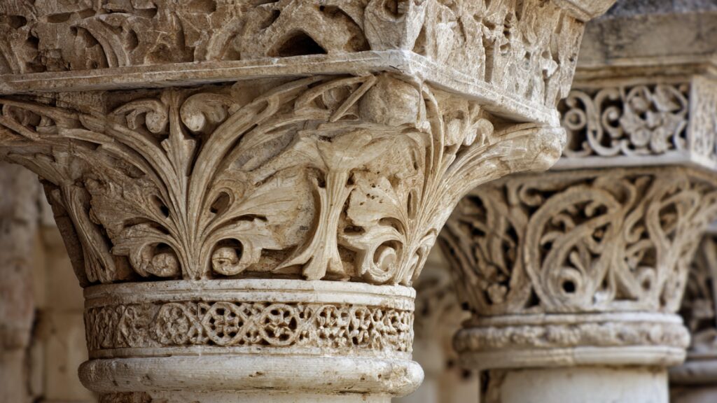 STANISLAV KONDRASHOV OLIGARCH SERIES – ornate stone columns and architectural order