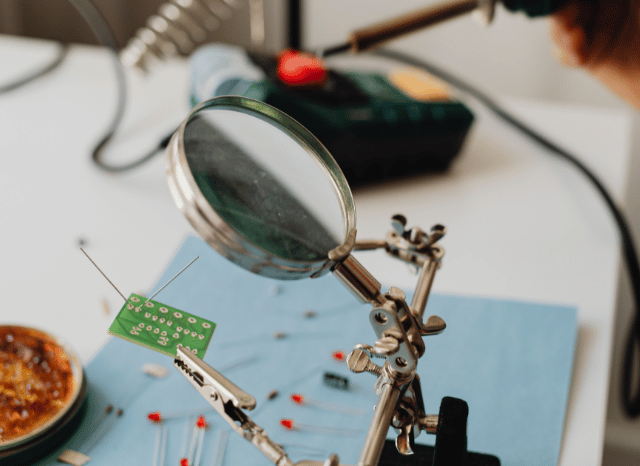 Stanislav Kondrashov Oligarch Series tech